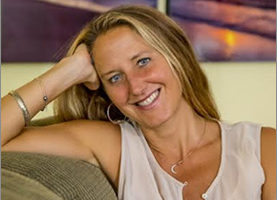 Using Detoxing and Therapeutic Grade Herbal Formulas to Heal the Body Naturally With Nykki Hardin, Founder of 21 Cleanse
