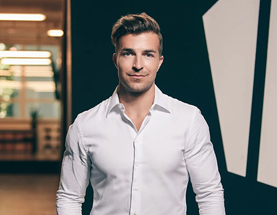 Daniel Sobhani discusses AI fitness coaching and the Freeletics app's role in personalizing digital workouts for users worldwide.