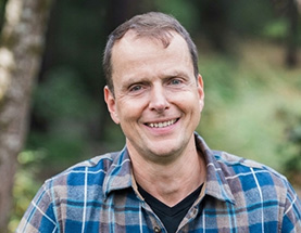Beyond The Diagnosis: Rewriting the Rules Of Chronic Illness With Dr. Aaron Hartman